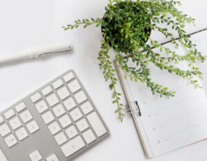 Atelier LHR - Grafikdesign, Visieulle Kommuniaktion und Fotografie. Themenbild mit Kalender und Tastatur